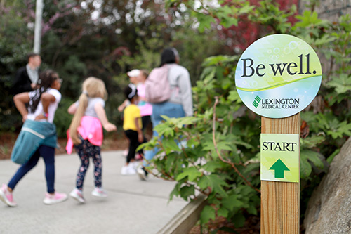 Children on Be Well walking loop at Riverbanks Zoo