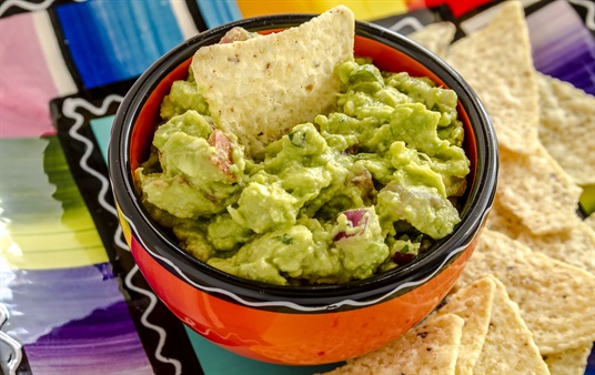 Guacamole in bowl